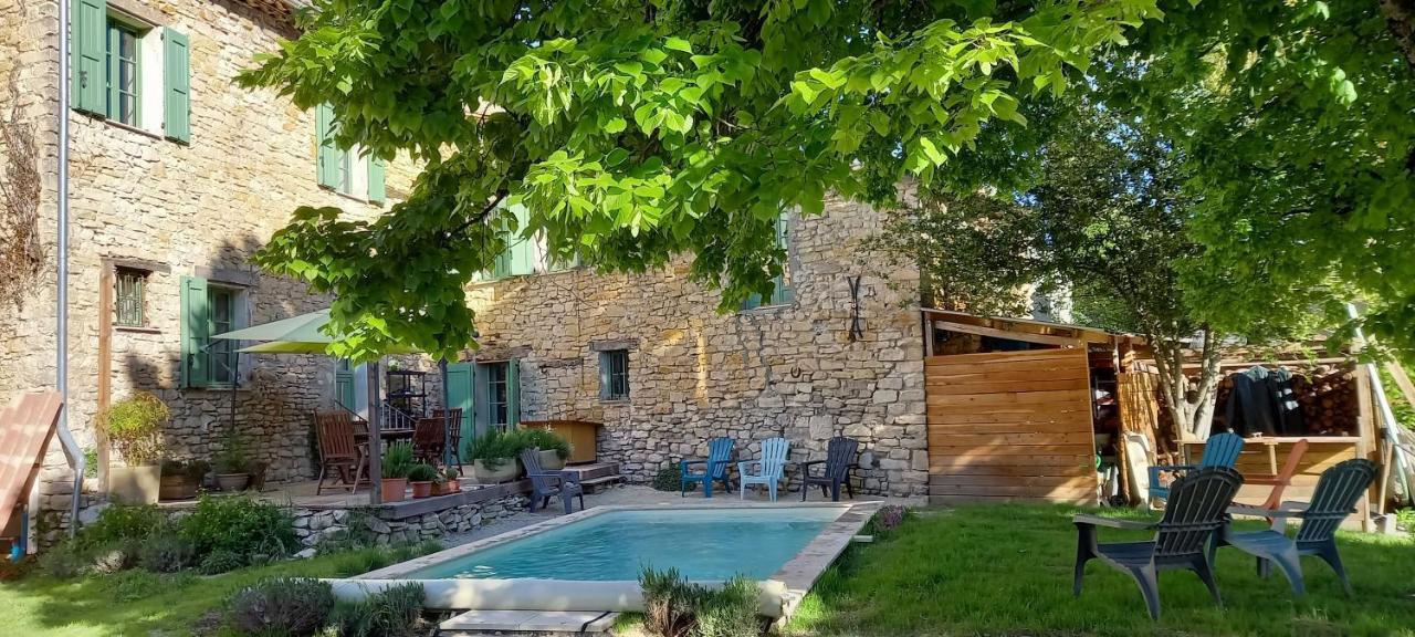 Chambre Du Tilleul - Charme, Confort Et Piscine Sigonce Luaran gambar