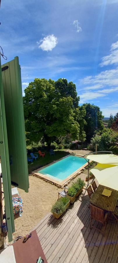 Chambre Du Tilleul - Charme, Confort Et Piscine Sigonce Luaran gambar